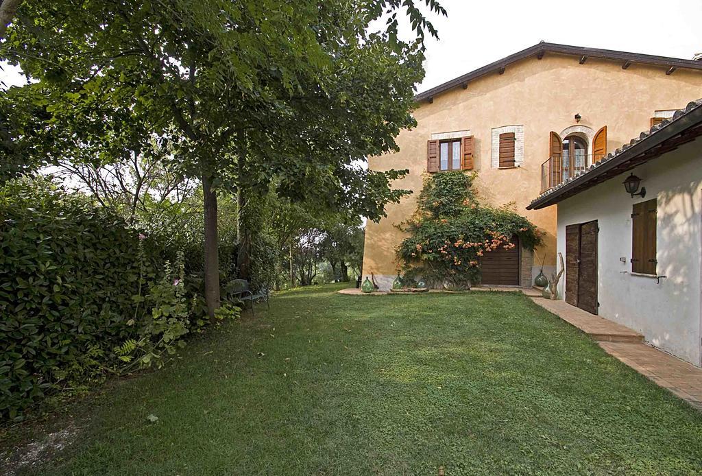 Casale Del Monsignore 스폴레토 외부 사진