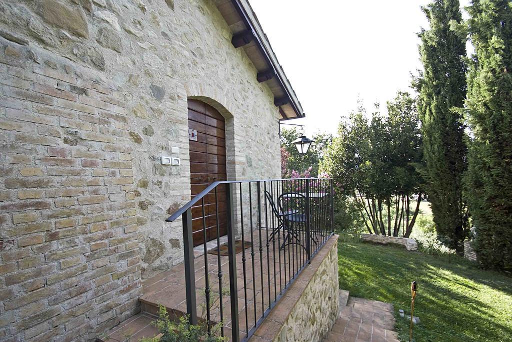 Casale Del Monsignore 스폴레토 외부 사진