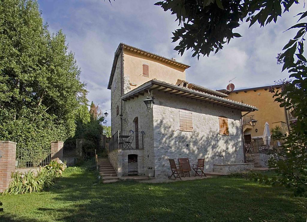 Casale Del Monsignore 스폴레토 외부 사진