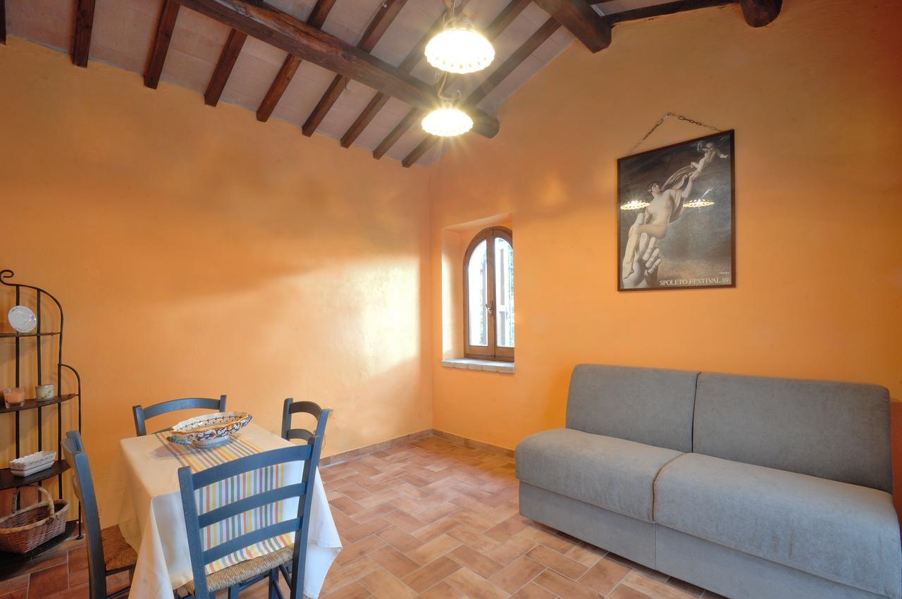 Casale Del Monsignore 스폴레토 외부 사진