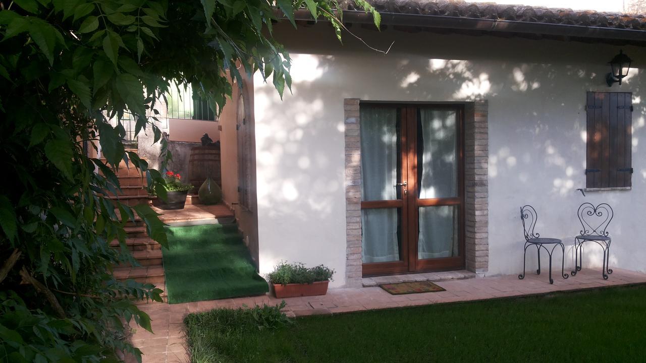 Casale Del Monsignore 스폴레토 외부 사진